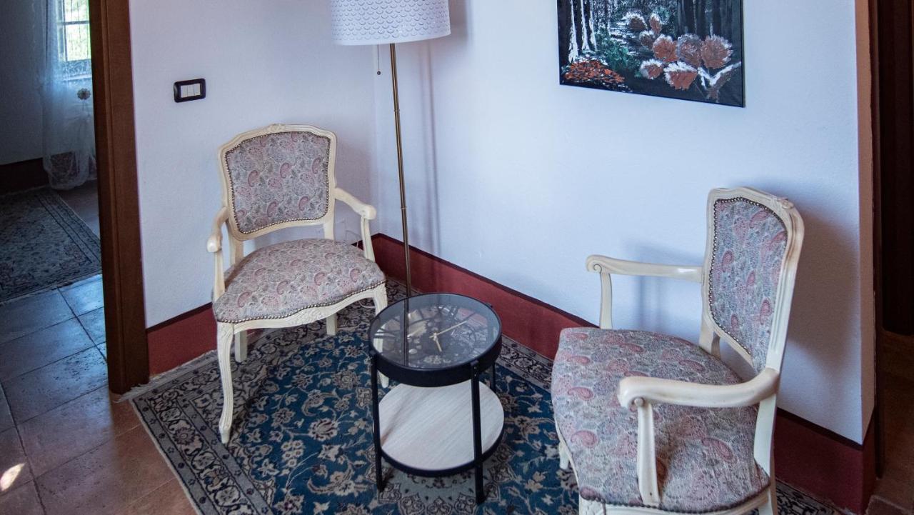 I Salici Agriturismo Badia Agnano Eksteriør billede