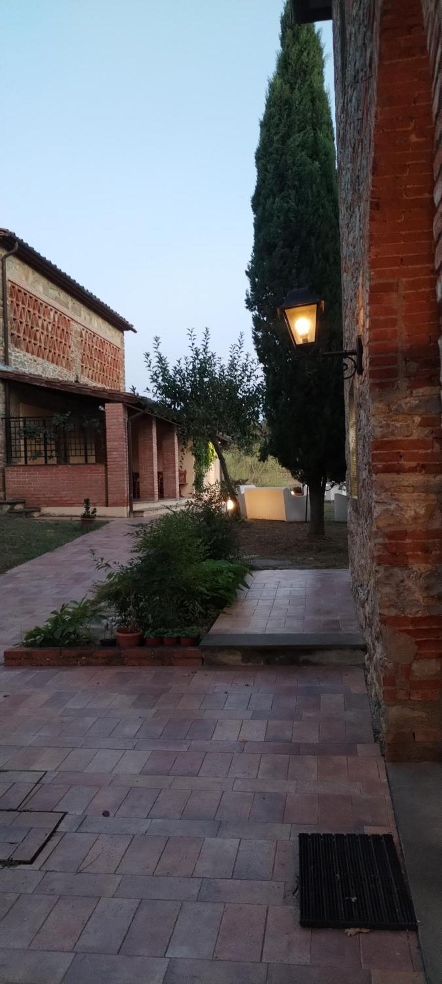 I Salici Agriturismo Badia Agnano Eksteriør billede