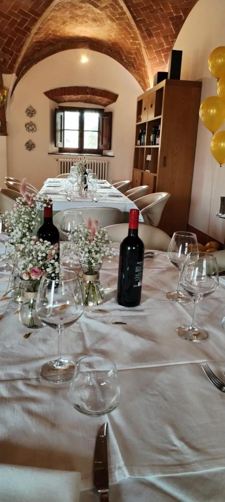 I Salici Agriturismo Badia Agnano Eksteriør billede